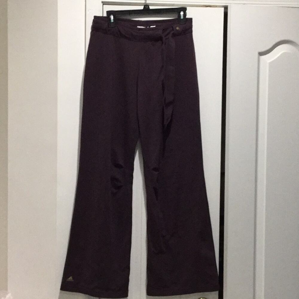 Adidas plum M 4 way stretch workout pants worn 1x